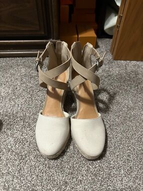 Time and Tru Beige and Cream Cross-Strap Espadrille Wedges